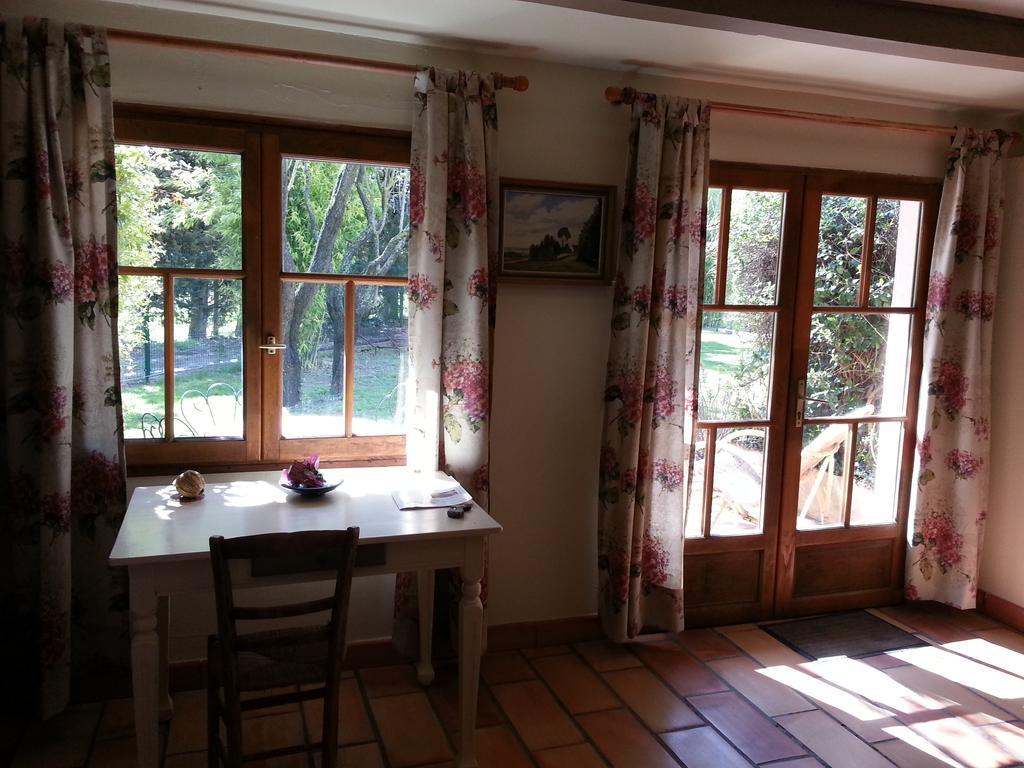 Bed and Breakfast Mas La Provence Л'Иль-сюр-ла-Сорг Номер фото